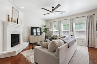 2725 Kickapoo Cavern Dr, Pflugerville, TX 78660