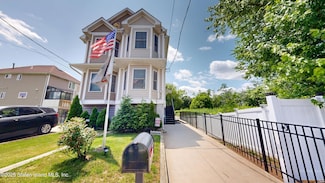 602 Seaview Ave, Staten Island, NY 10305