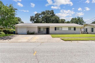 511 E 13th St, Jennings, LA 70546