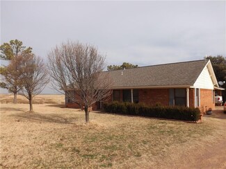 17866 County Road Ns 222, Frederick, OK 73542