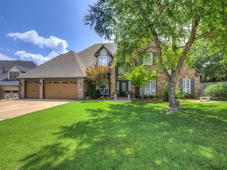 2900 Kingwood Dr, Edmond, OK 73013
