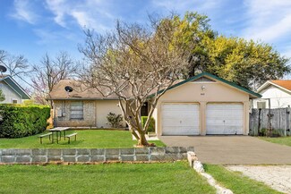 303 W Applegate Dr, Austin, TX 78753