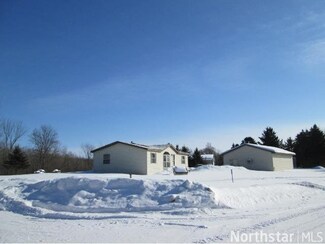 1437 Royal Heights Ln, Braham, MN 55006