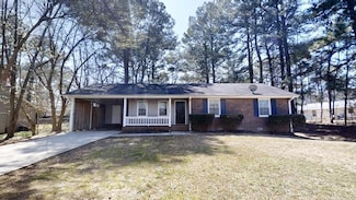 3359 Mansfield Ln, Snellville, GA 30039