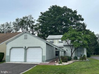 1 Foxborough Ct, Medford, NJ 08055