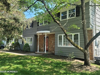54 Riverdale Ave E, Tinton Falls, NJ 07724