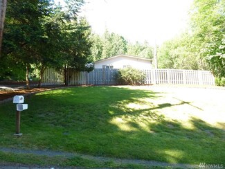 6188 NE Pine St, Suquamish, WA 98392
