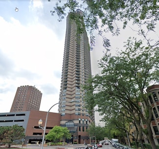 3660 N Lake Shore Dr Unit 1111, Chicago, IL 60613