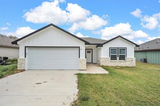 161 E Water, Milford, TX 76670