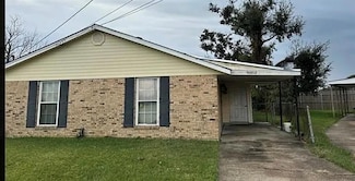 8002 Gus St, New Orleans, LA 70127