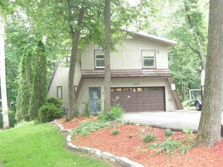 415 Lockwood Rd, Davis, IL 61019