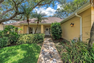 8127 Siquita Dr NE, Saint Petersburg, FL 33702