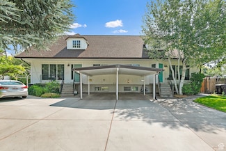 3915 S Feramorz Dr, Holladay, UT 84124