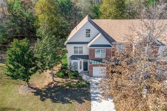 374 Saint Claire Dr, Alpharetta, GA 30004