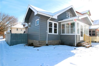 148 Canton St, Rochester, NY 14606