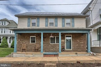 71 E Main St, Newmanstown, PA 17073