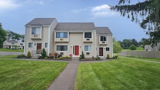31 Regis Dr Unit 31, Meriden, CT 06450
