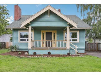 8027 SE Ellis St, Portland, OR 97206