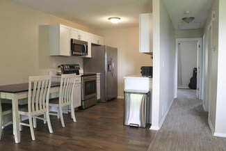 8833 N Maplebrook Ct, Brooklyn Park, MN 55445