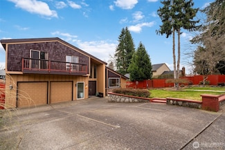 516 NE 127th St, Vancouver, WA 98685