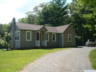 478 Pratt Hill Rd, Chatham, NY 12037