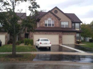 617 Kingsbridge Dr, Carol Stream, IL 60188
