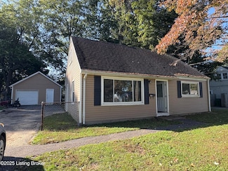 5516 Brokers Tip Ln, Louisville, KY 40272