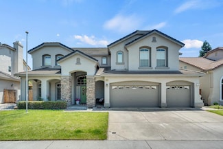 1825 Cymbeline St, Roseville, CA 95747
