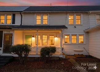 130 Maple St, Badin, NC 28009