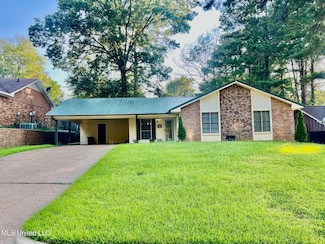 5513 Dogwood Trail, Jackson, MS 39212