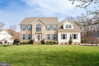 16 Annie Ln, Trenton, NJ 08691