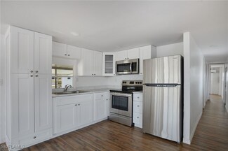 5558 Palm Beach Blvd Unit 214, Fort Myers, FL 33905