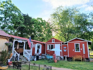 110 Highway 71 SW, Mountainburg, AR 72946