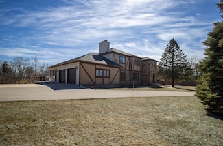5470 Saint Mary Dr NW, Rochester, MN 55901