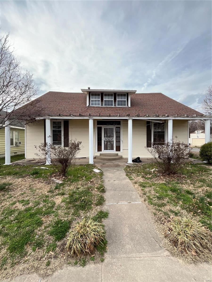 For Sale 700 Carleton Ave, Caruthersville, MO 63830