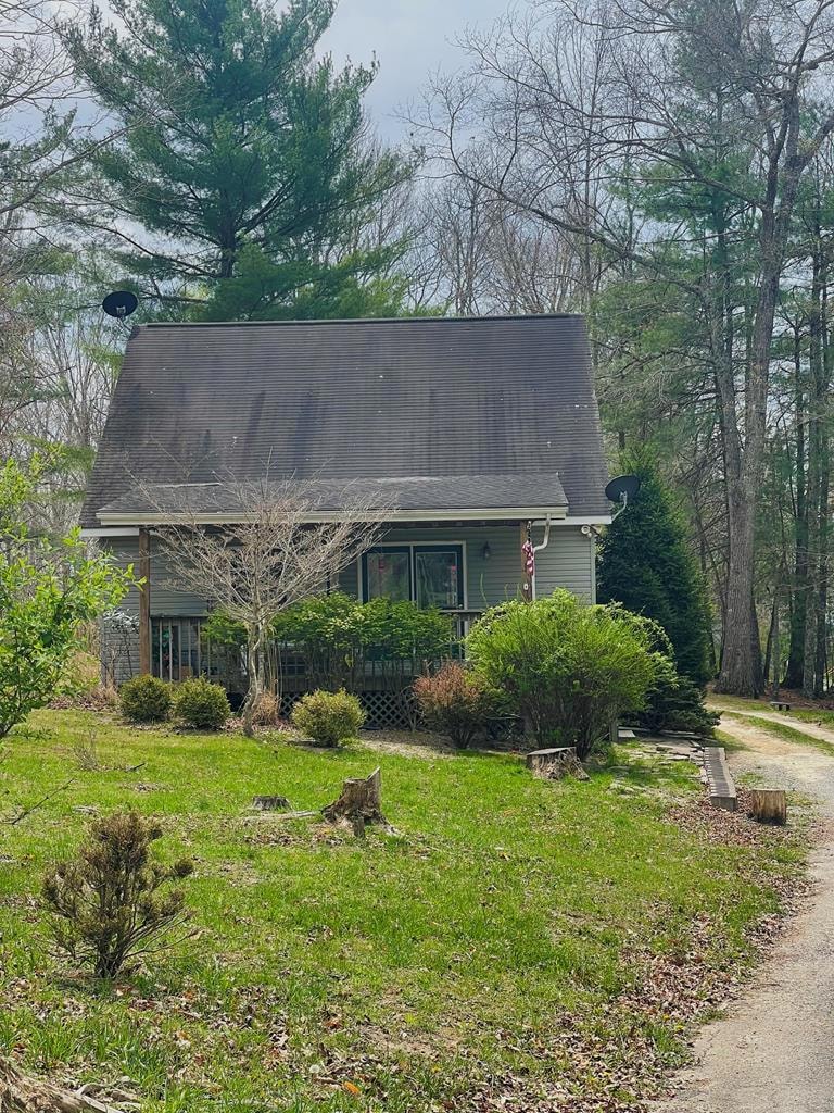 772 Colonial Manor Dr, Jumping Branch, WV 25969 MLS 86732