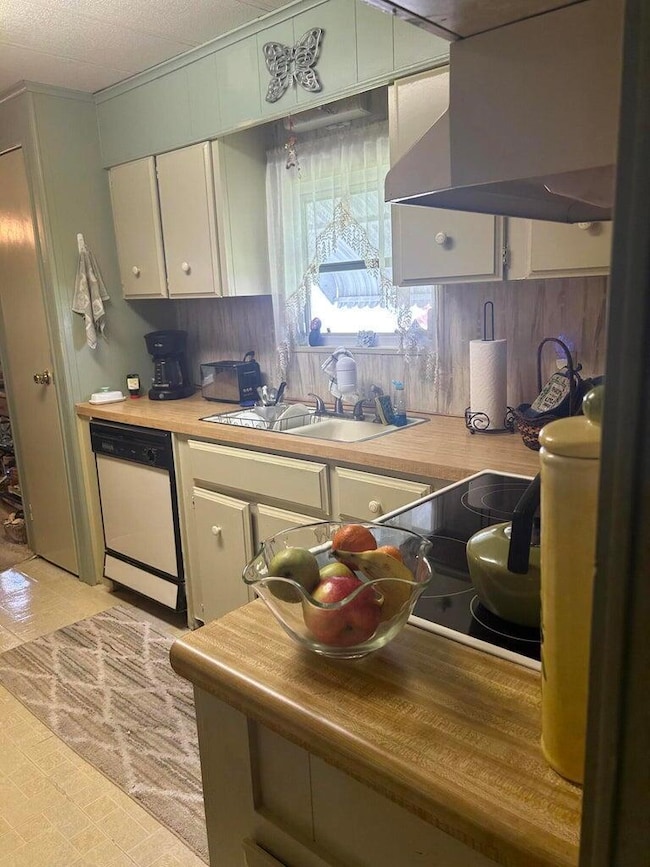 129 E Caribbean, Port St. Lucie, FL 34952 - photo 7