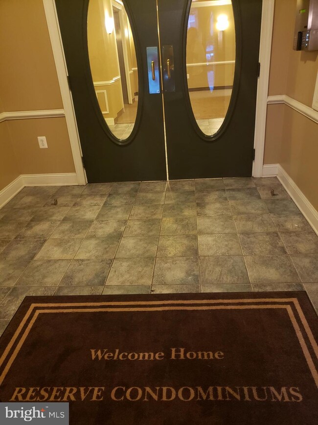 9722 Holmes Place unit 404, Manassas Park, VA 20111 - photo 4