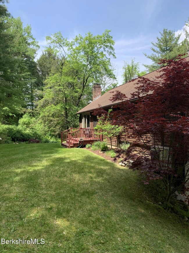 8 Abbey Hill Dr, Great Barrington, MA 01230 - photo 5