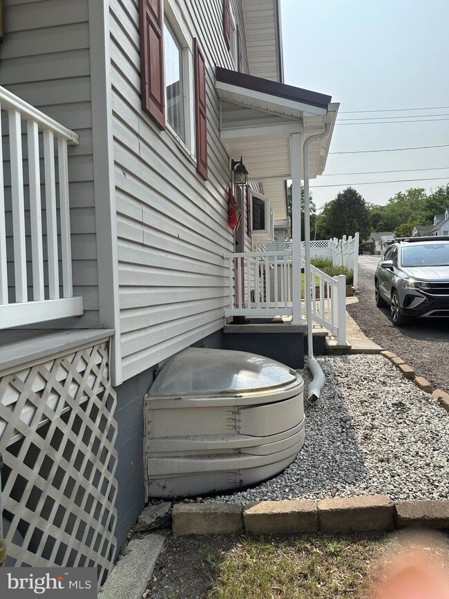 12617 Mcmullen Hwy SW, Cumberland, MD 21502 - photo 6