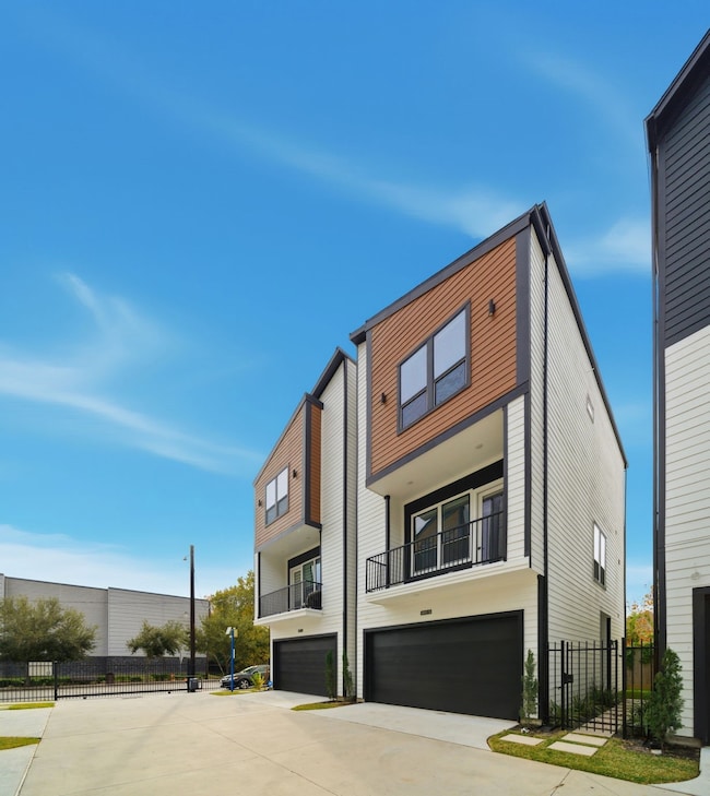 4013 Griggs Rd unit B, Houston, TX 77021 - photo 3