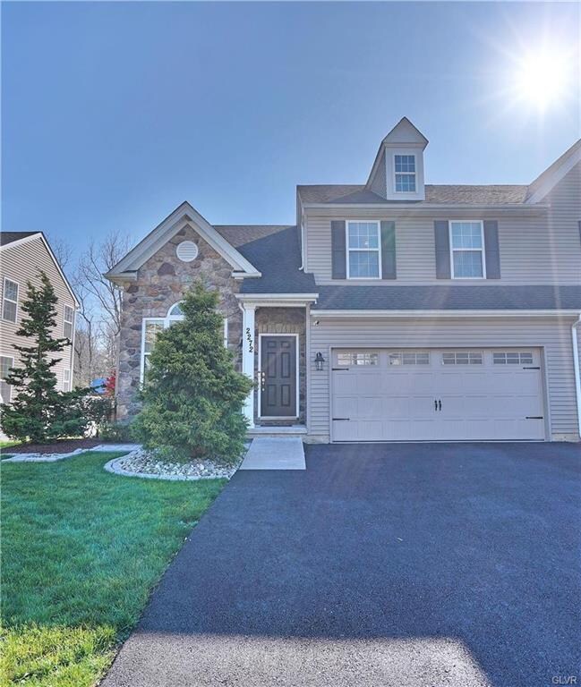 2272 Creekside Dr, Coplay, PA 18037 - photo 6