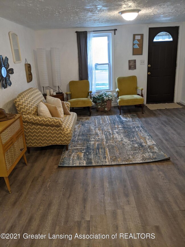 1216 N Martin Luther King Junior Blvd, Lansing, MI 48915 - photo 6