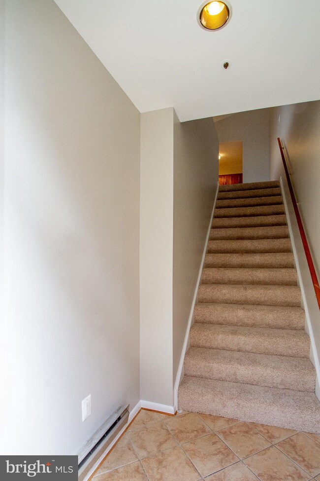 8907 Rusland Ct, Fort Washington, MD 20744 - photo 4