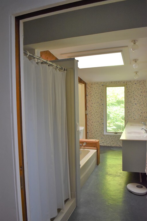 48 Old Stage Rd, West Hatfield, MA 01088 - photo 7