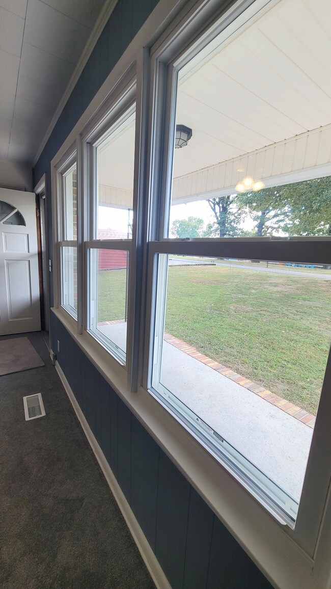 118 Lakeside Dr, Rock Island, TN 38581 - photo 5