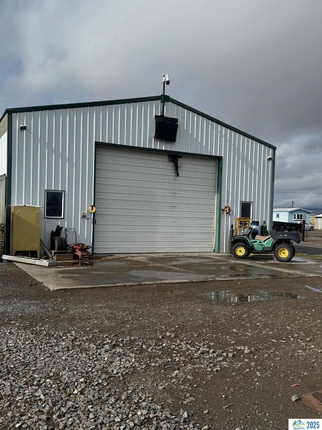 471700 Reece Rd, Standish, CA 96128 - photo 6