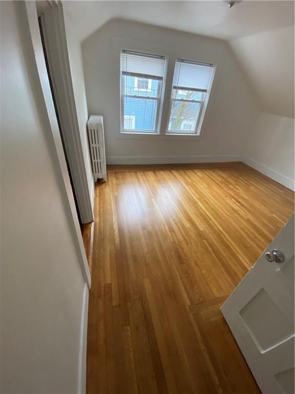 19 Clinton Ave, Newport, RI 02840 - photo 4