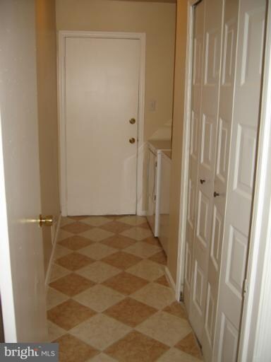 4938 Reedy Brook Ln, Columbia, MD 21044 - photo 2