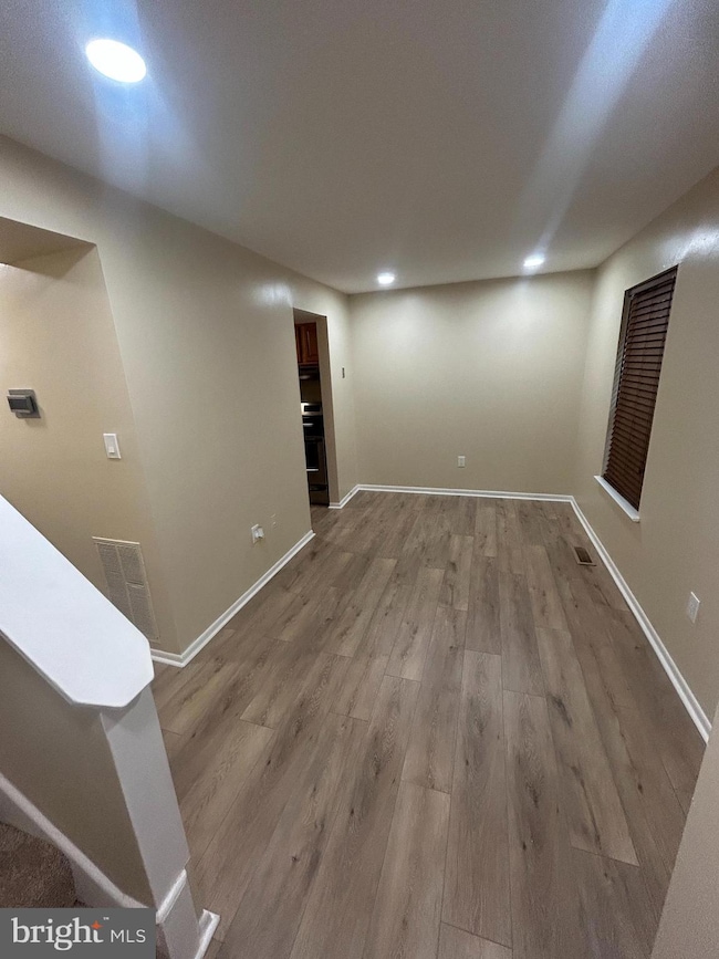 9142 Lambskin Ln, Columbia, MD 21045 - photo 4